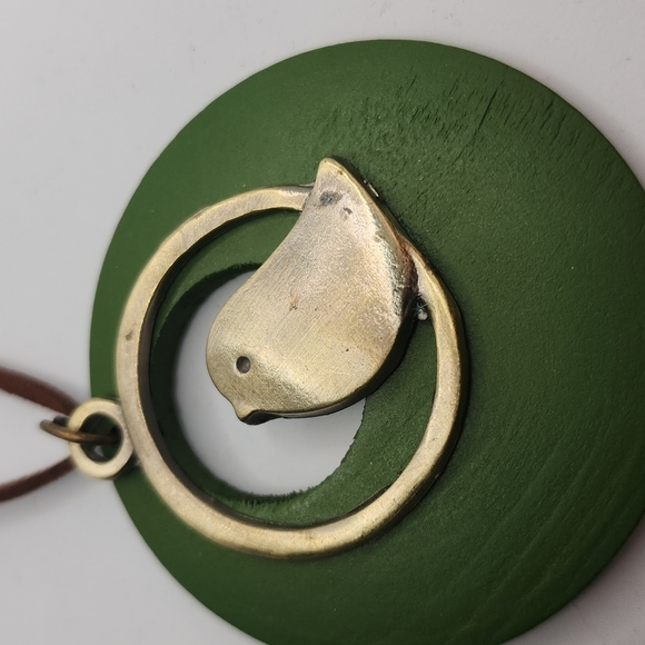 Antique Gold Finish Perky Singing Bird Perfect for Fall Wardrobe. NP - Picture 2 of 3